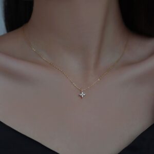 925 Sterling Silver Four Leaf Clover Zircon Pendant Necklace